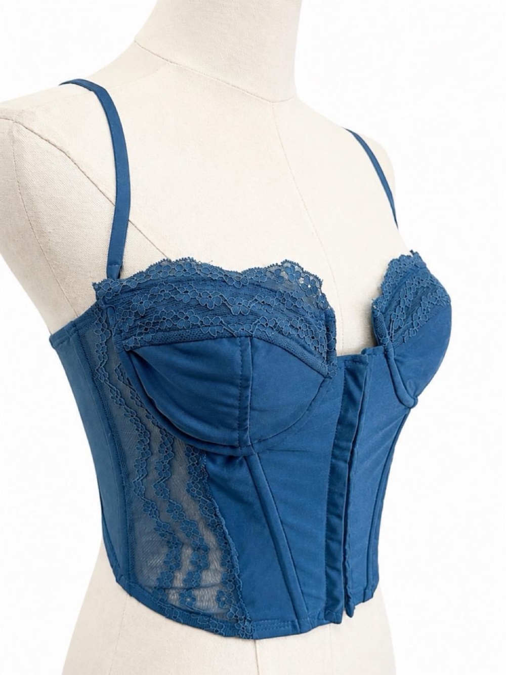 Edikted Blue Lace Bustier Crop Top - Picture 4 of 6